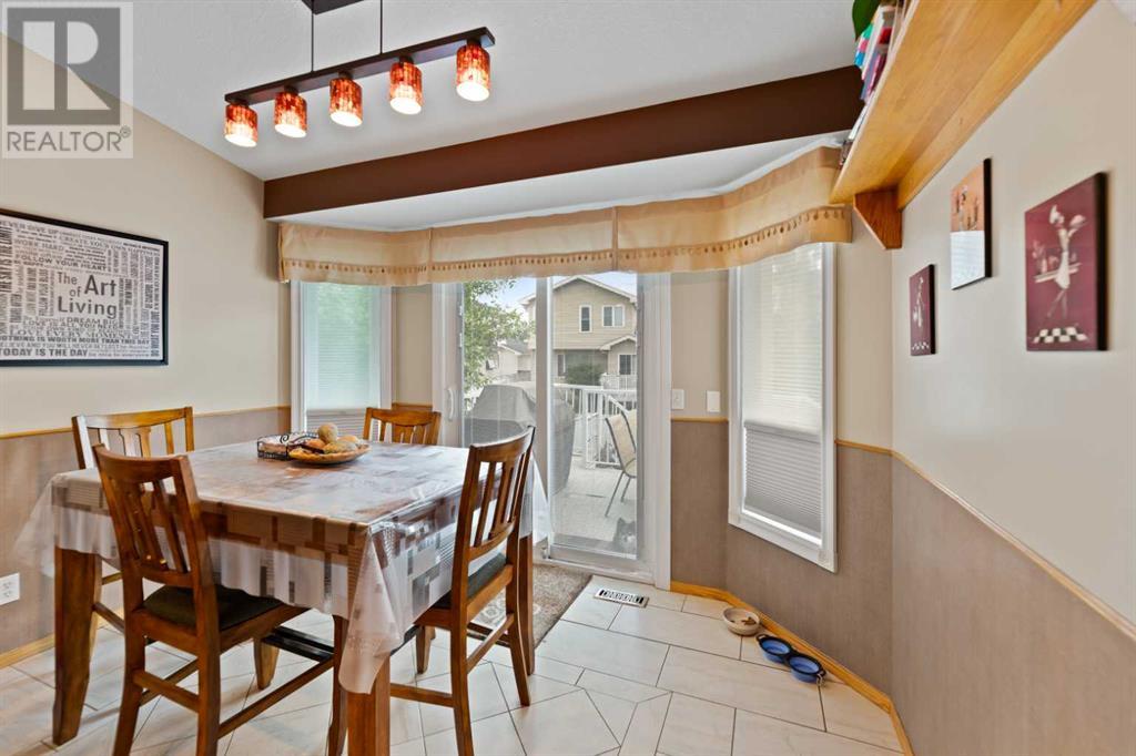 Single Family House Bi-level for Sale in  Coral Keys Villas NE Coral Springs Calgary 