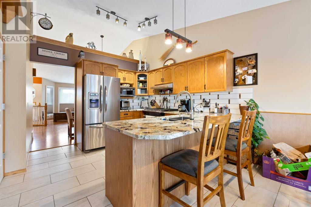 Single Family House Bi-level for Sale in  Coral Keys Villas NE Coral Springs Calgary 