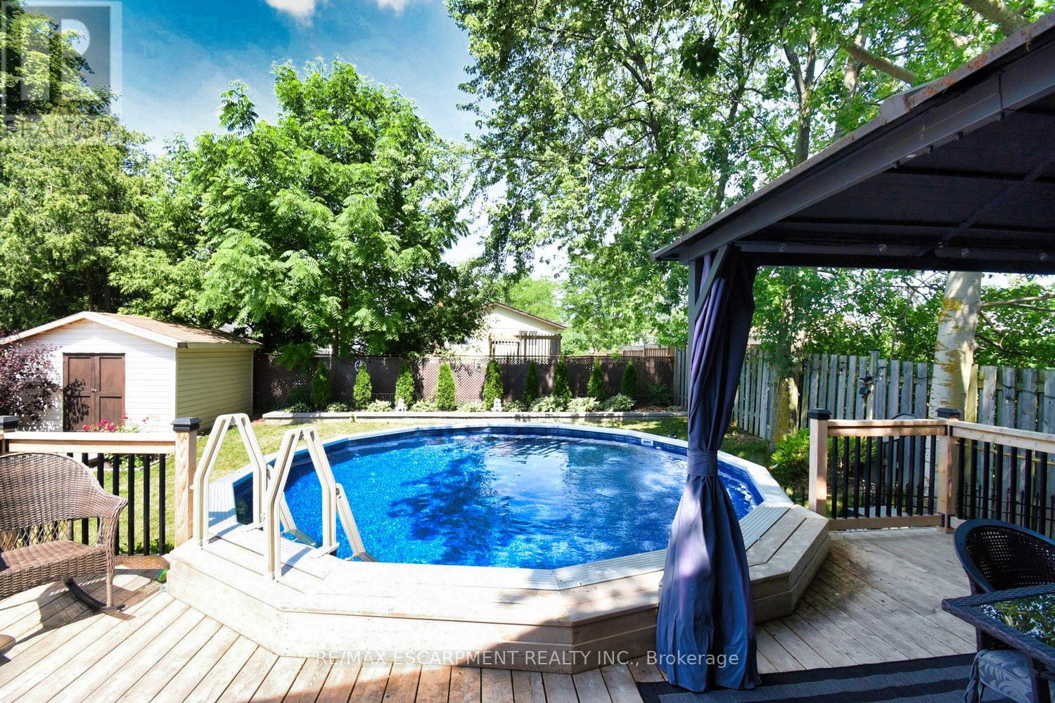 Photo 43 of 59 Yorkdale Crescent, Hamilton ON