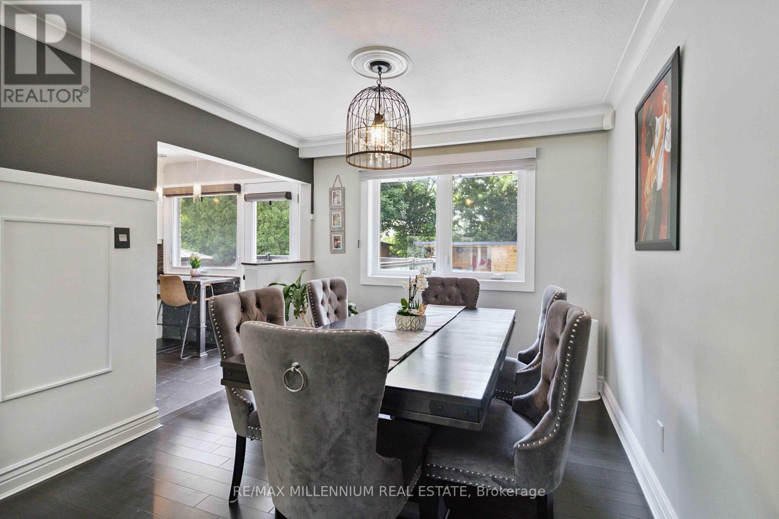 250 DAPHNE AVENUE - 12