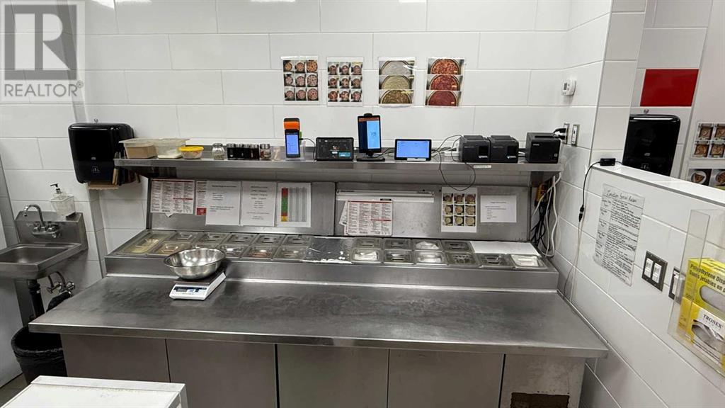 Business for Sale in Villeges pizza   Avenue SW Calgary 