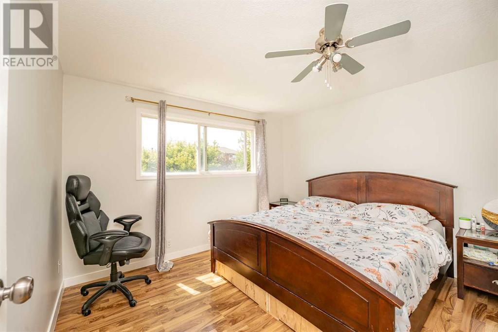 Single Family House 4 Level for Sale in  Castleglen Road NE Castleridge Calgary 