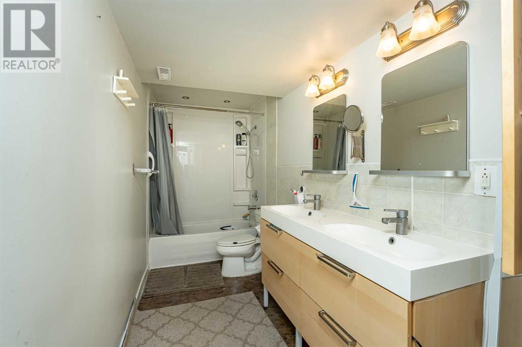 Single Family House 4 Level for Sale in  Castleglen Road NE Castleridge Calgary 