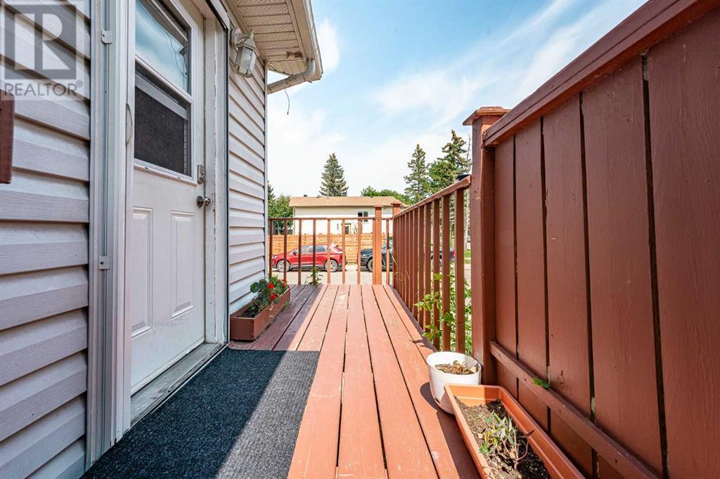 Single Family House 4 Level for Sale in  Castleglen Road NE Castleridge Calgary 