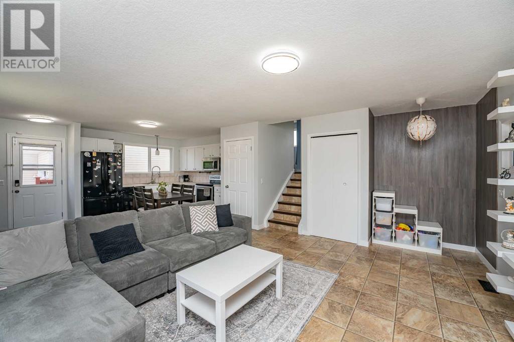 Single Family House 4 Level for Sale in  Castleglen Road NE Castleridge Calgary 
