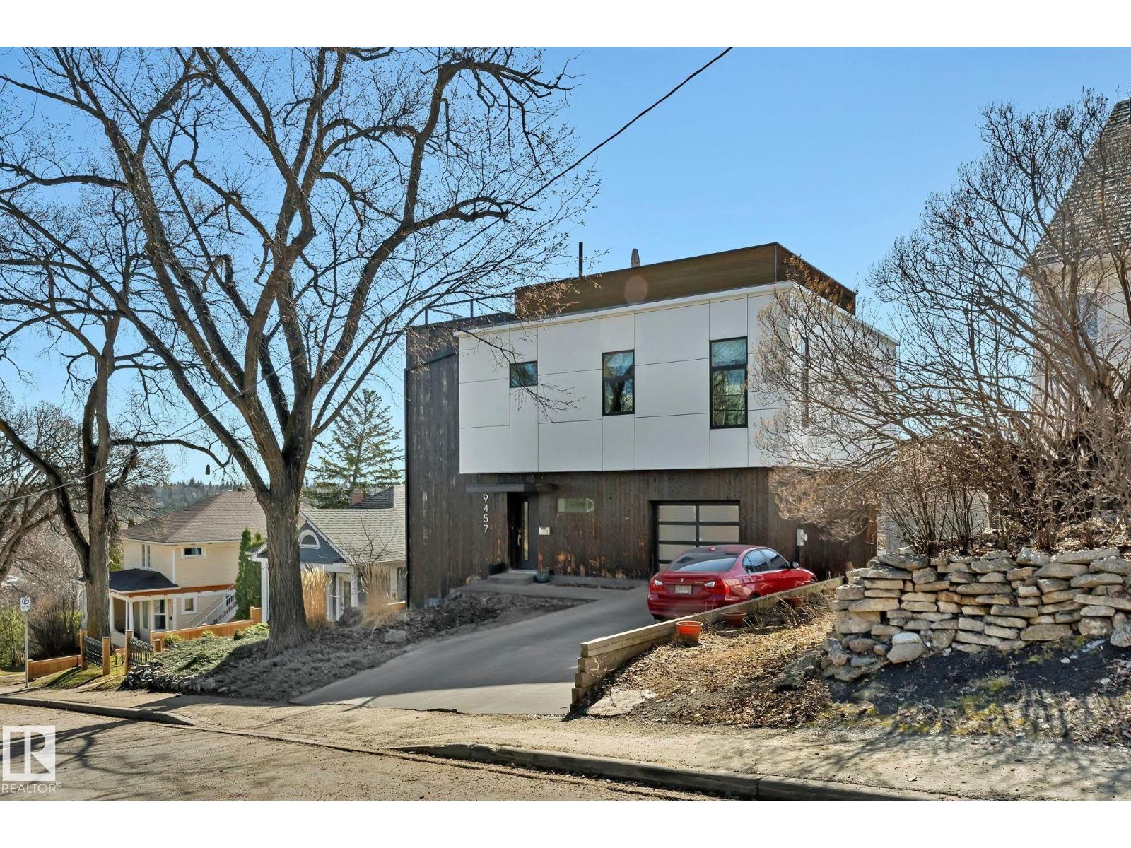 Photo 26 of 9457 100 A Av Nw, Edmonton AB