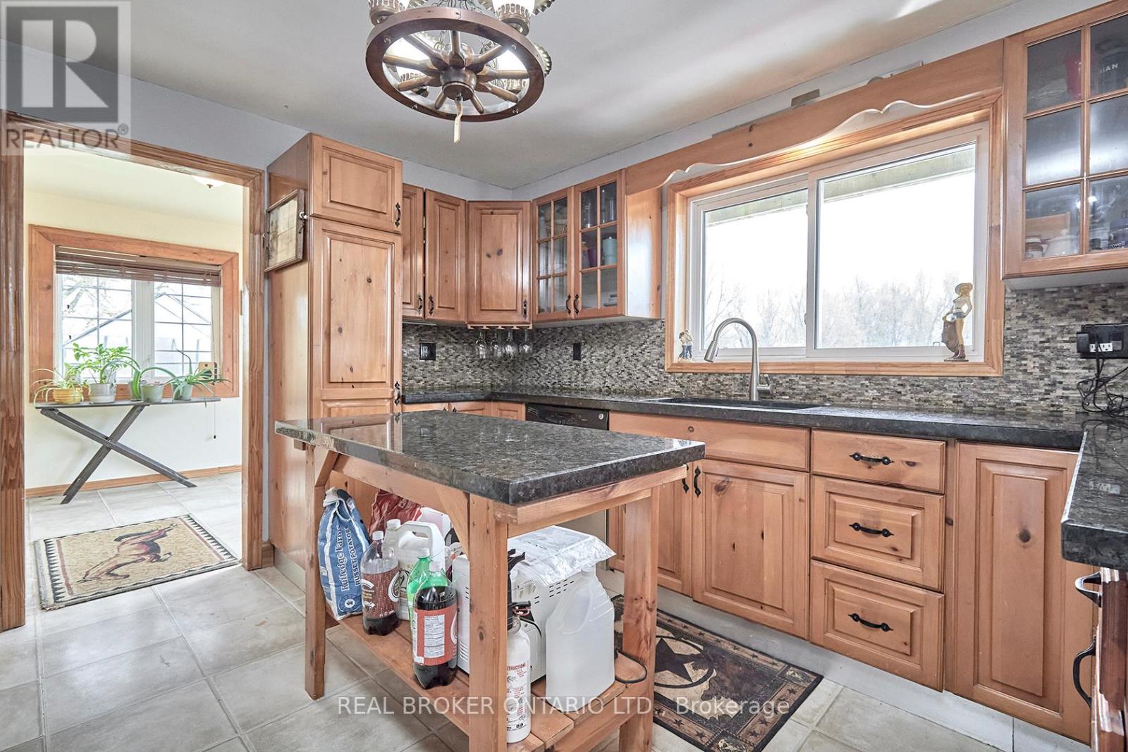 Photo 16 of 504224 89 Highway, Amaranth ON