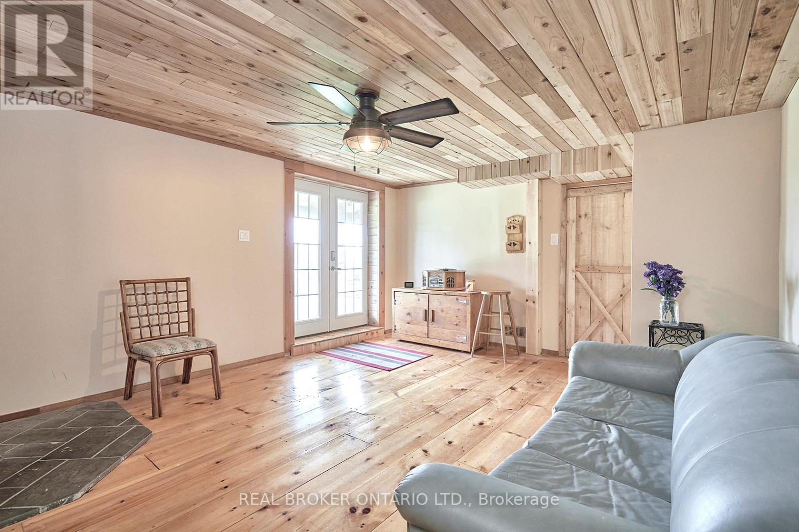 Photo 6 of 504224 89 Highway, Amaranth ON