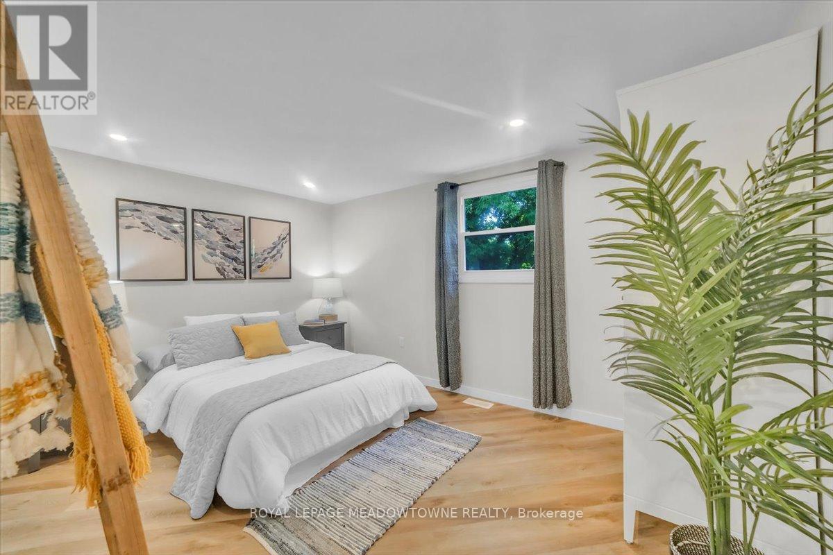 Photo 14 of 80 Mcanulty Boulevard, Hamilton ON