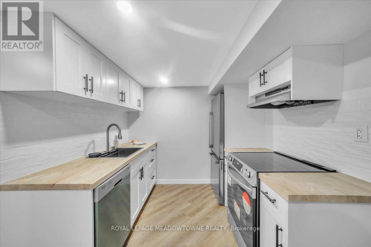 Photo 20 of 80 Mcanulty Boulevard, Hamilton ON