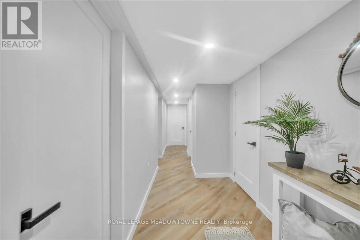 Photo 35 of 80 Mcanulty Boulevard, Hamilton ON