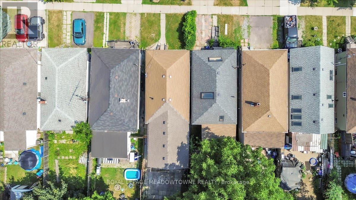 Photo 42 of 80 Mcanulty Boulevard, Hamilton ON