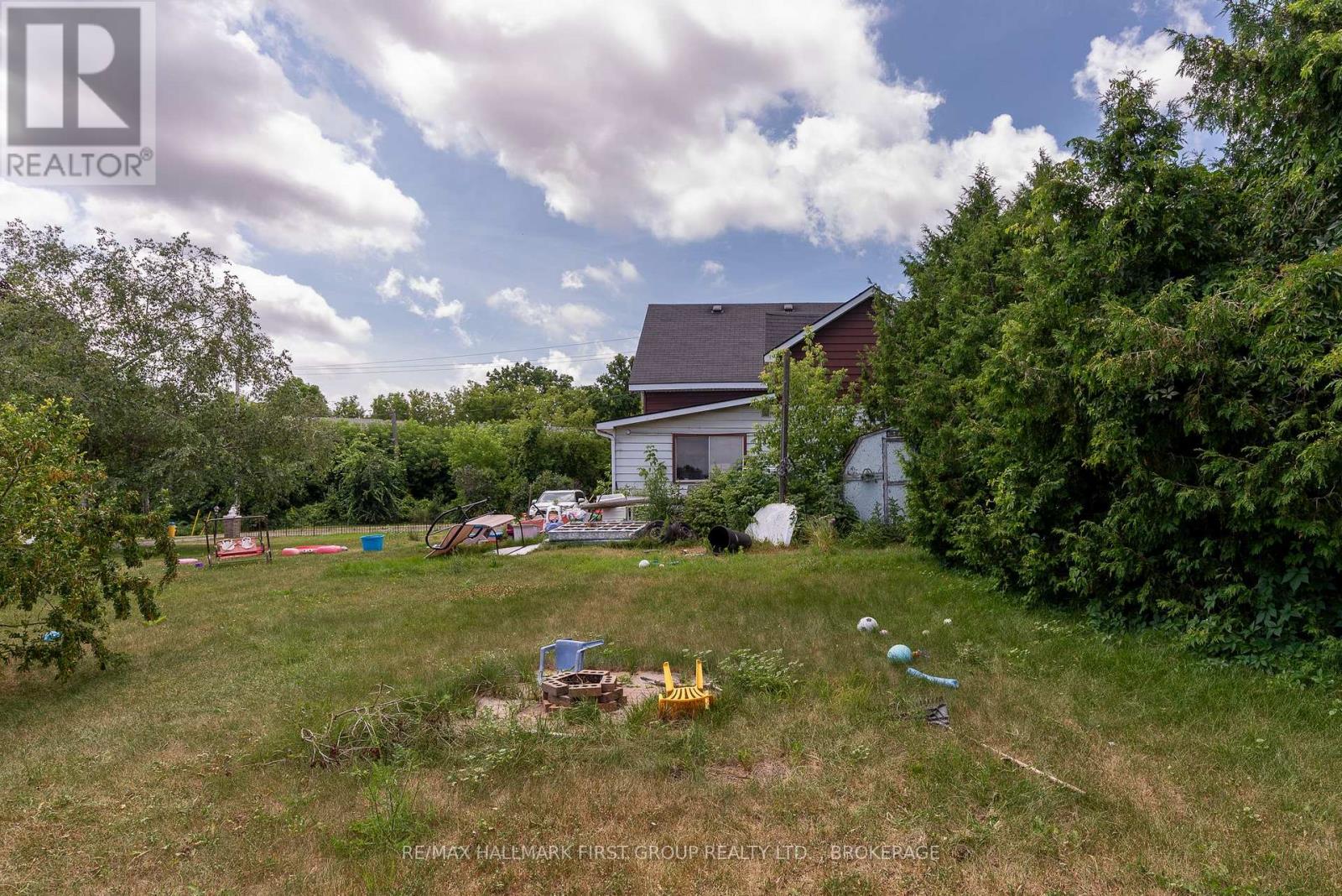 Photo 8 of 169 Camden Road, Greater Napanee ON