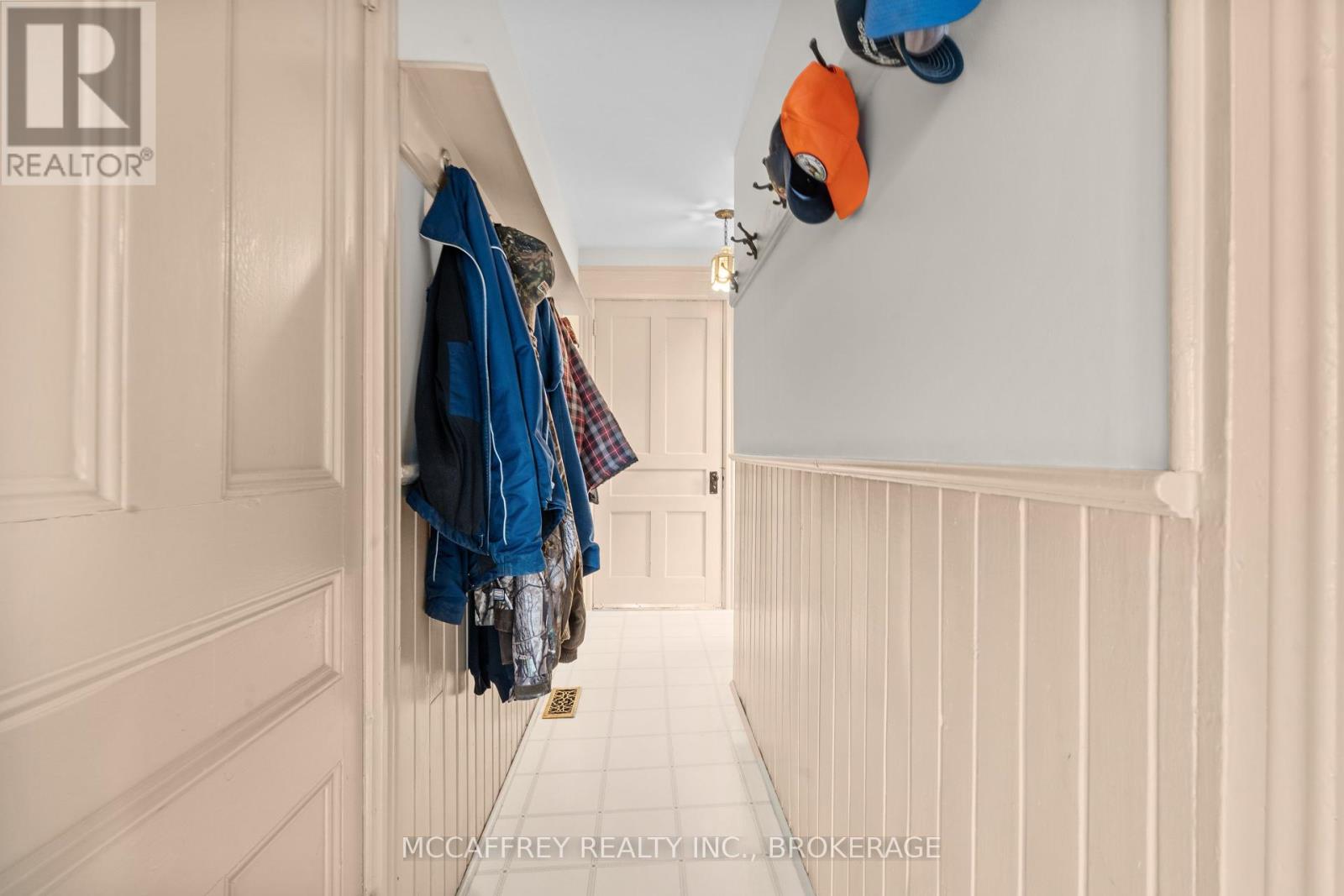 Photo 17 of 5507 Opinicon Road, Frontenac ON