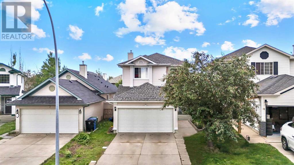 Single Family House for Sale in  Mt Apex Crescent SE McKenzie Lake Calgary 