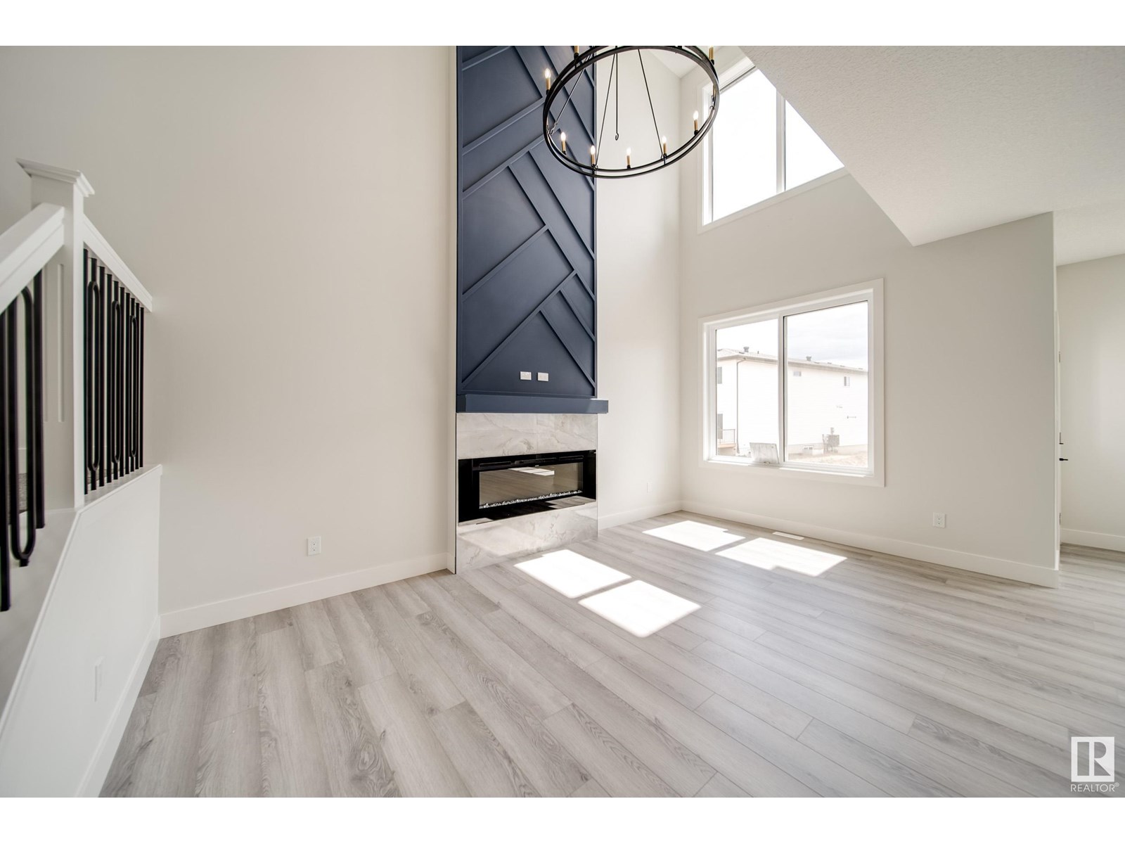 Photo 14 of 8747 183 Av Nw, Edmonton AB