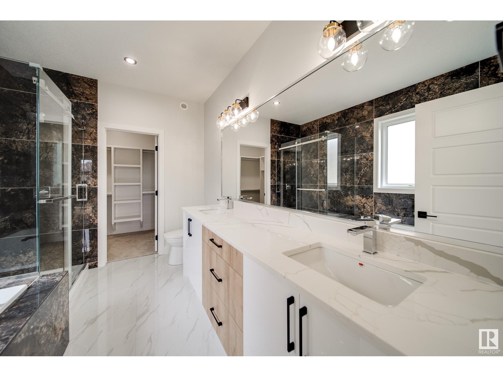 Photo 26 of 8815 183 Av Nw, Edmonton AB