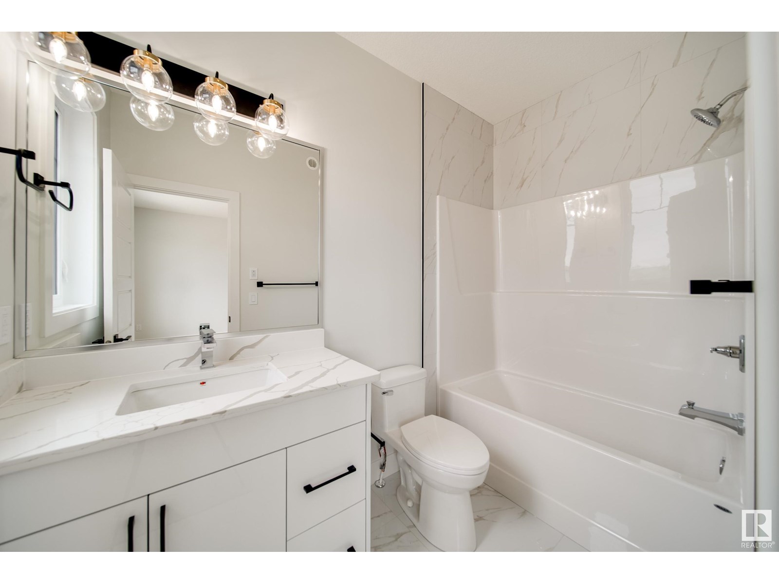 Photo 31 of 8815 183 Av Nw, Edmonton AB