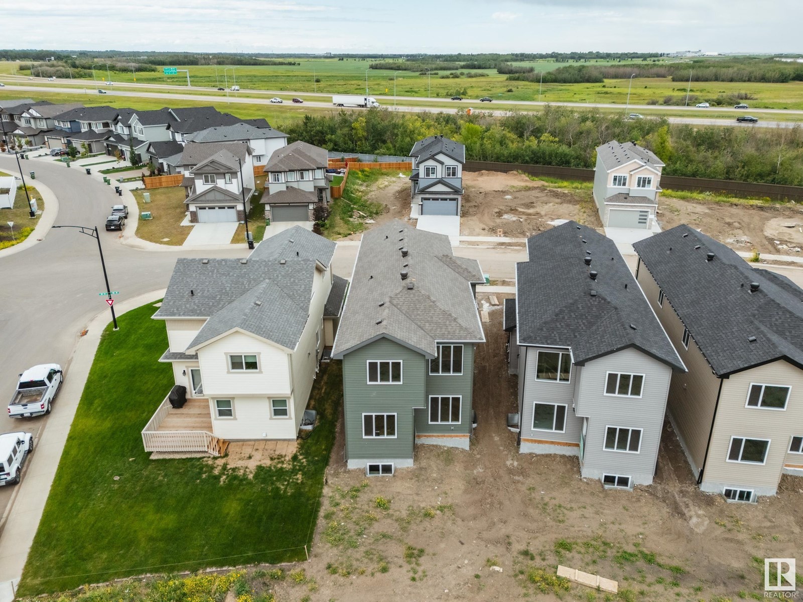 Photo 38 of 8815 183 Av Nw, Edmonton AB
