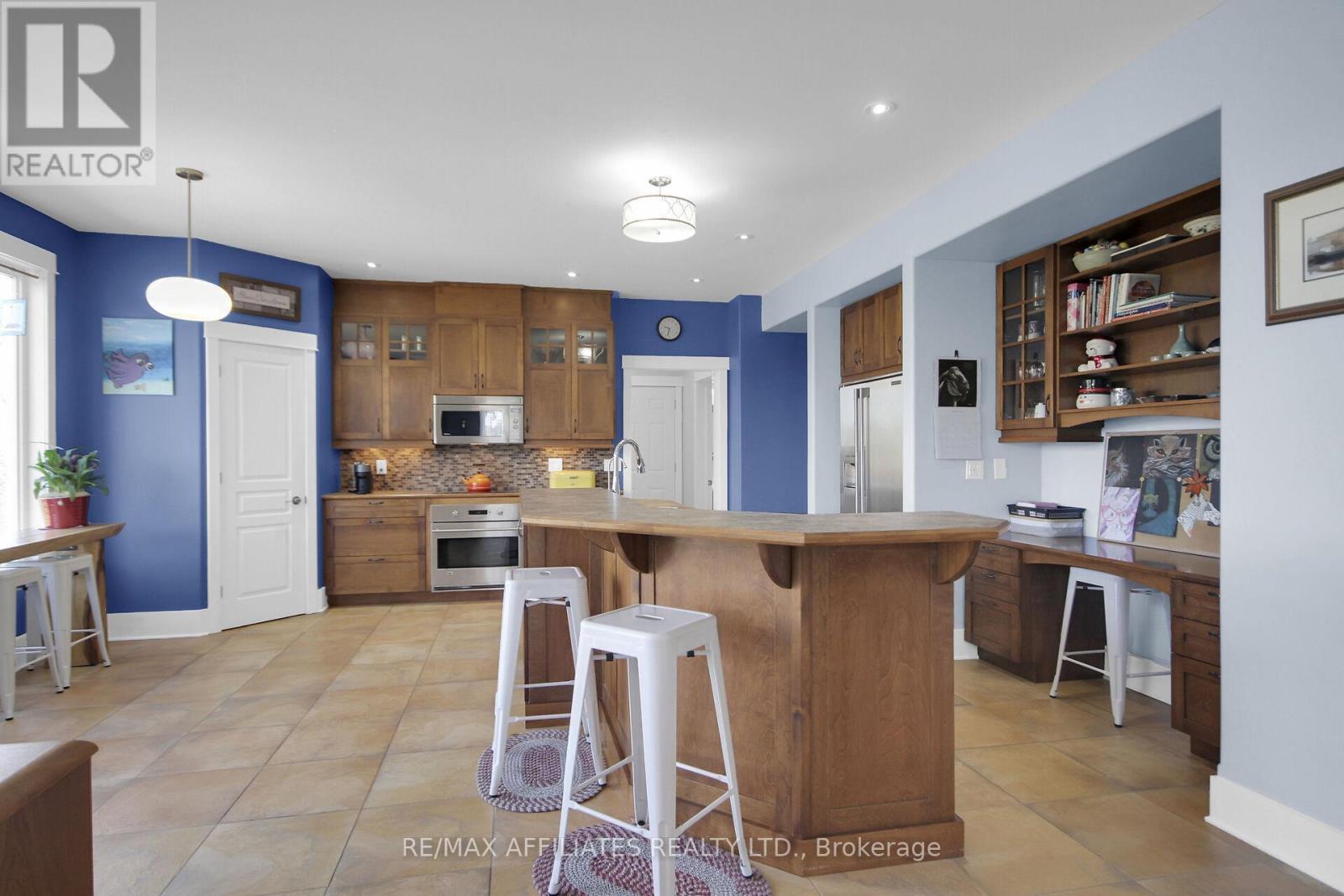 Photo 14 of 500 Bradbury Court, Ottawa ON