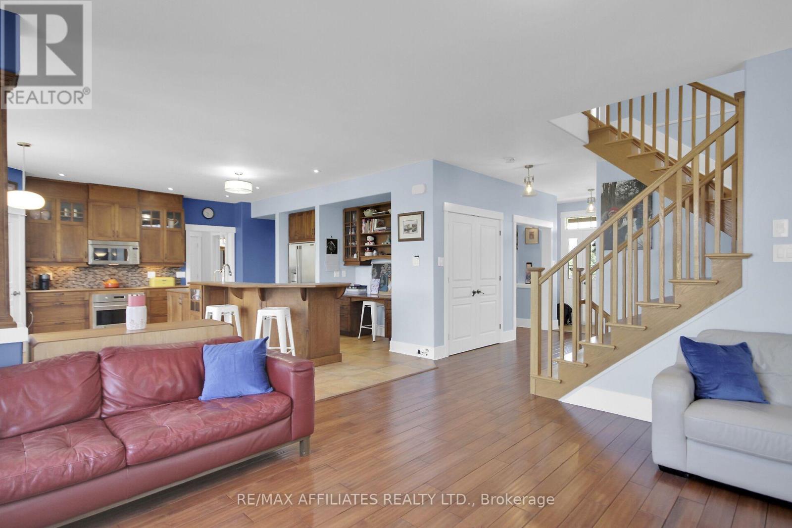 Photo 16 of 500 Bradbury Court, Ottawa ON