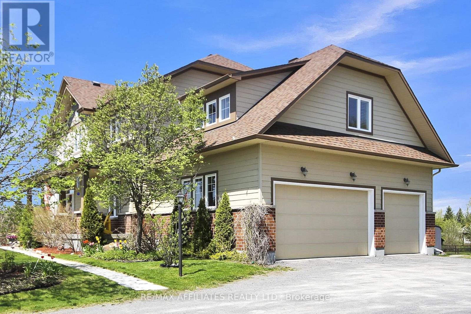 Photo 7 of 500 Bradbury Court, Ottawa ON