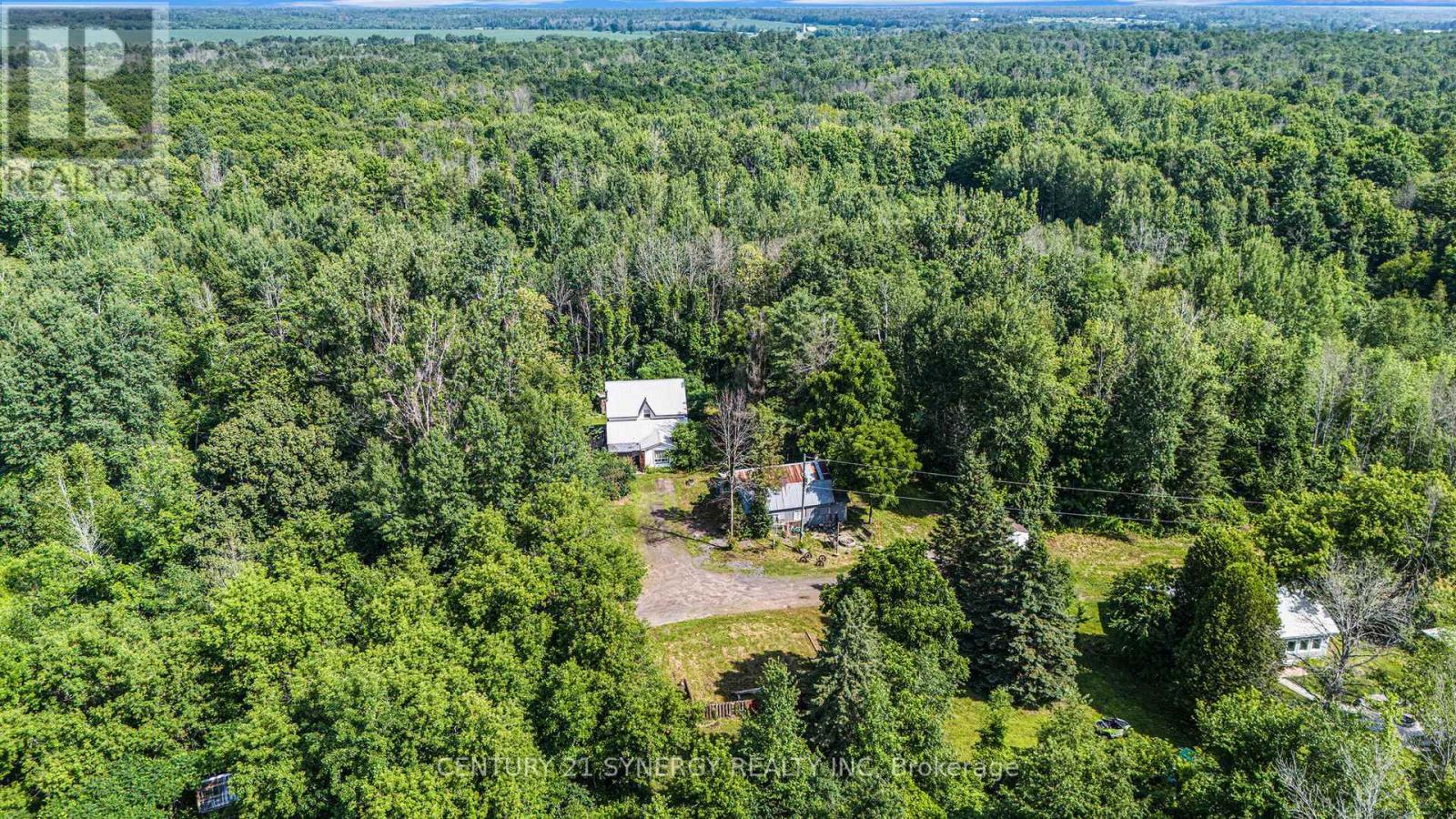 Photo 8 of 804 806 Monkman Road, North Grenville ON