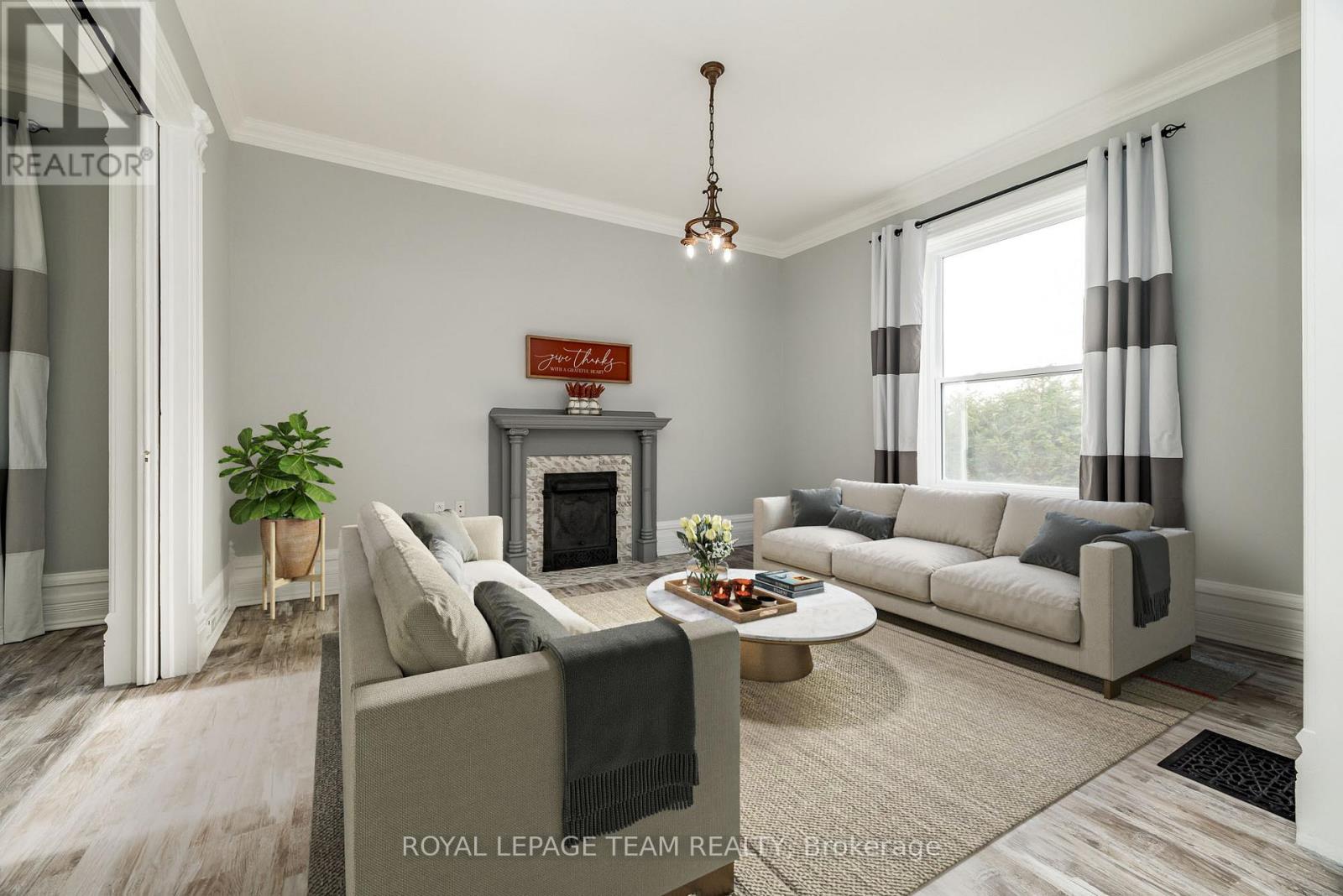 Photo 11 of 294 Dumbrille Street, North Grenville ON