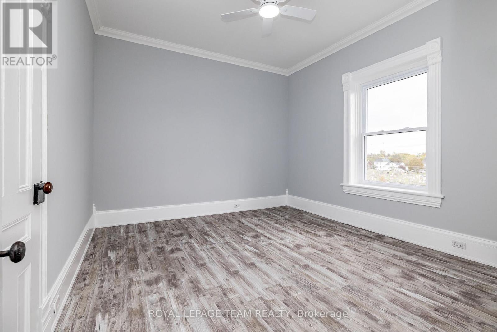 Photo 18 of 294 Dumbrille Street, North Grenville ON