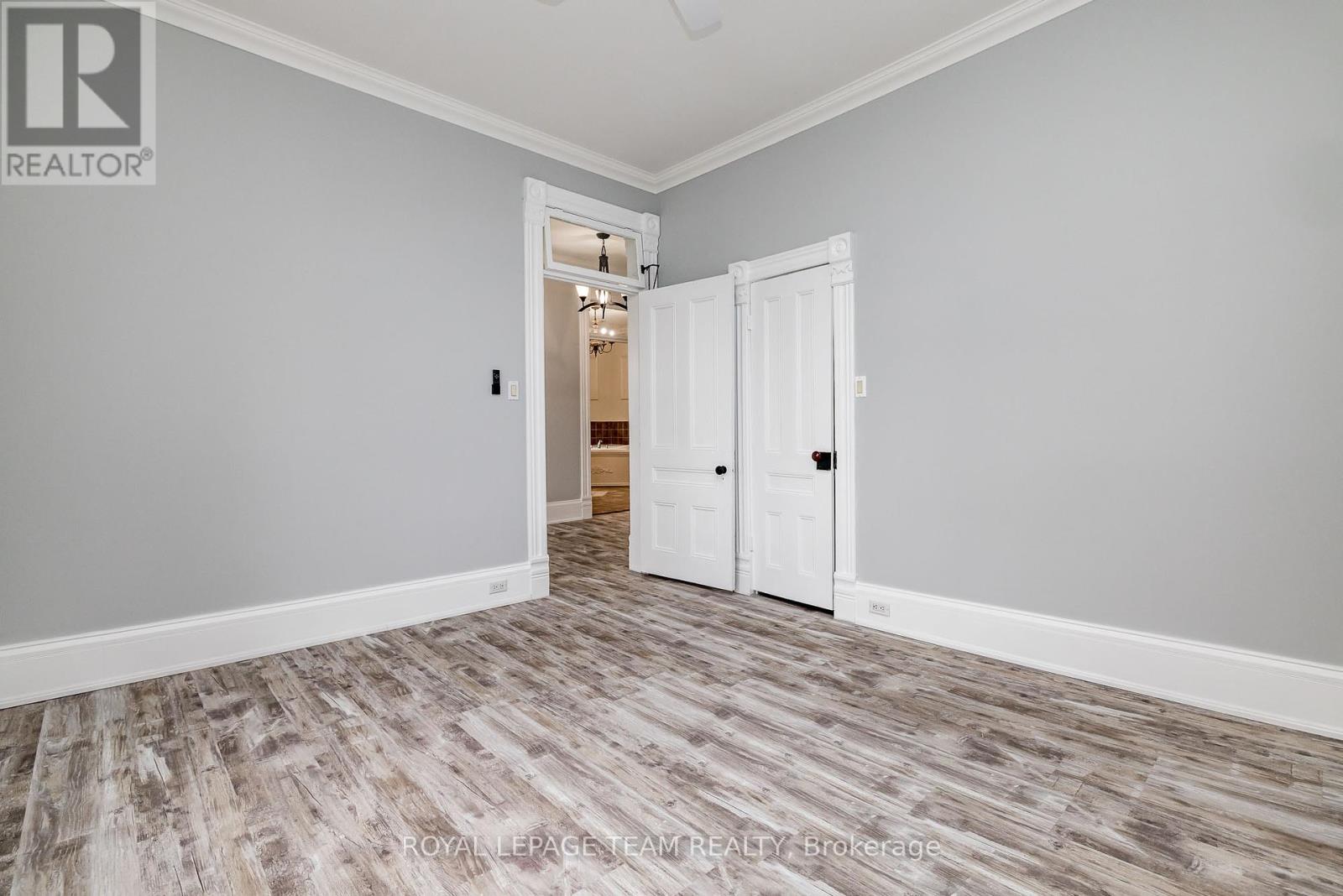 Photo 23 of 294 Dumbrille Street, North Grenville ON