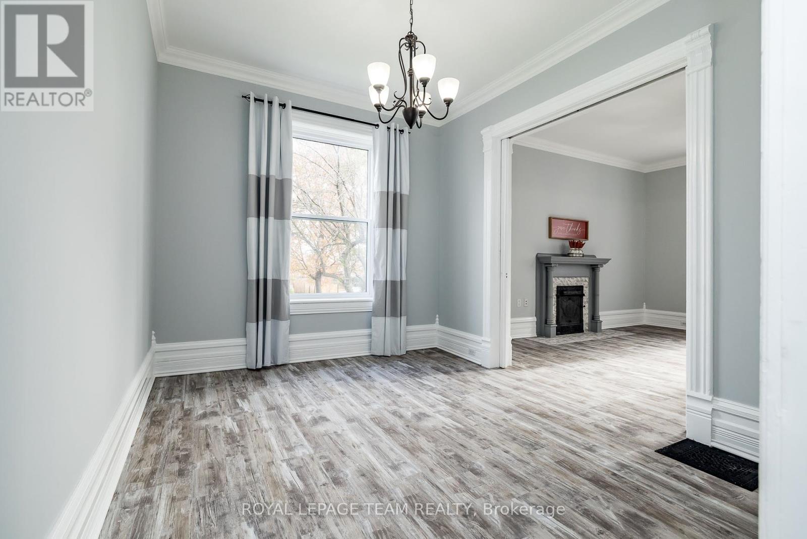 Photo 28 of 294 Dumbrille Street, North Grenville ON