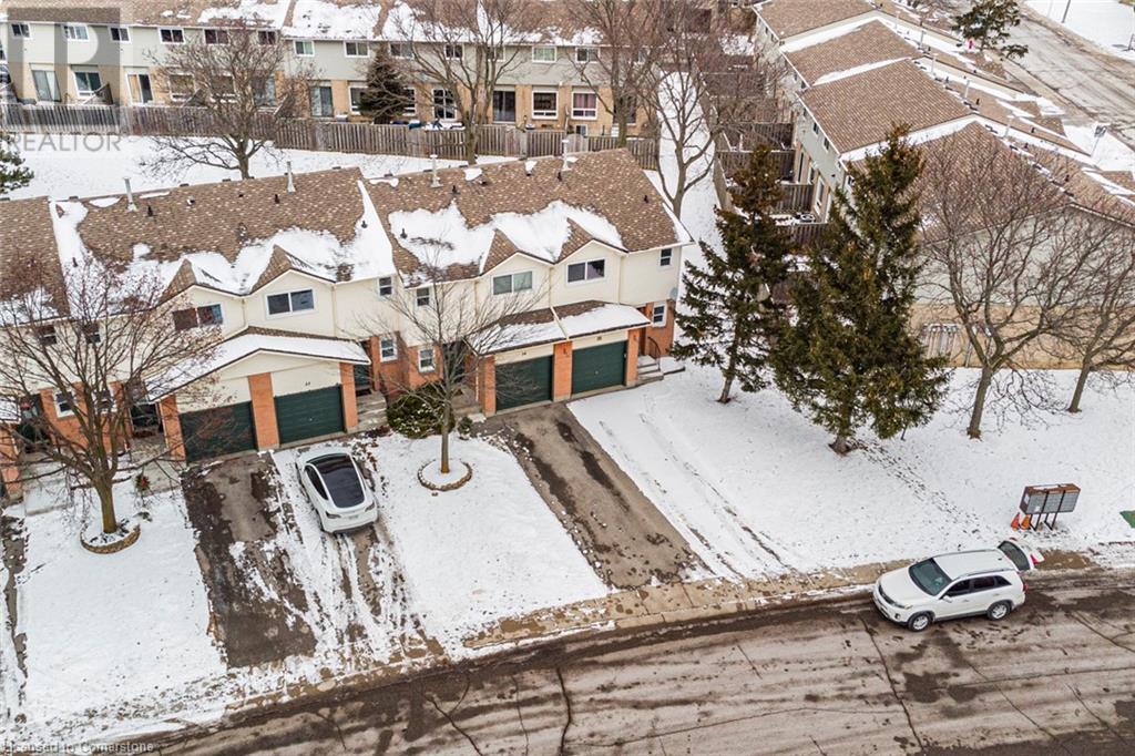 Photo 43 of 14 Derby Street Unit 35, Hamilton ON