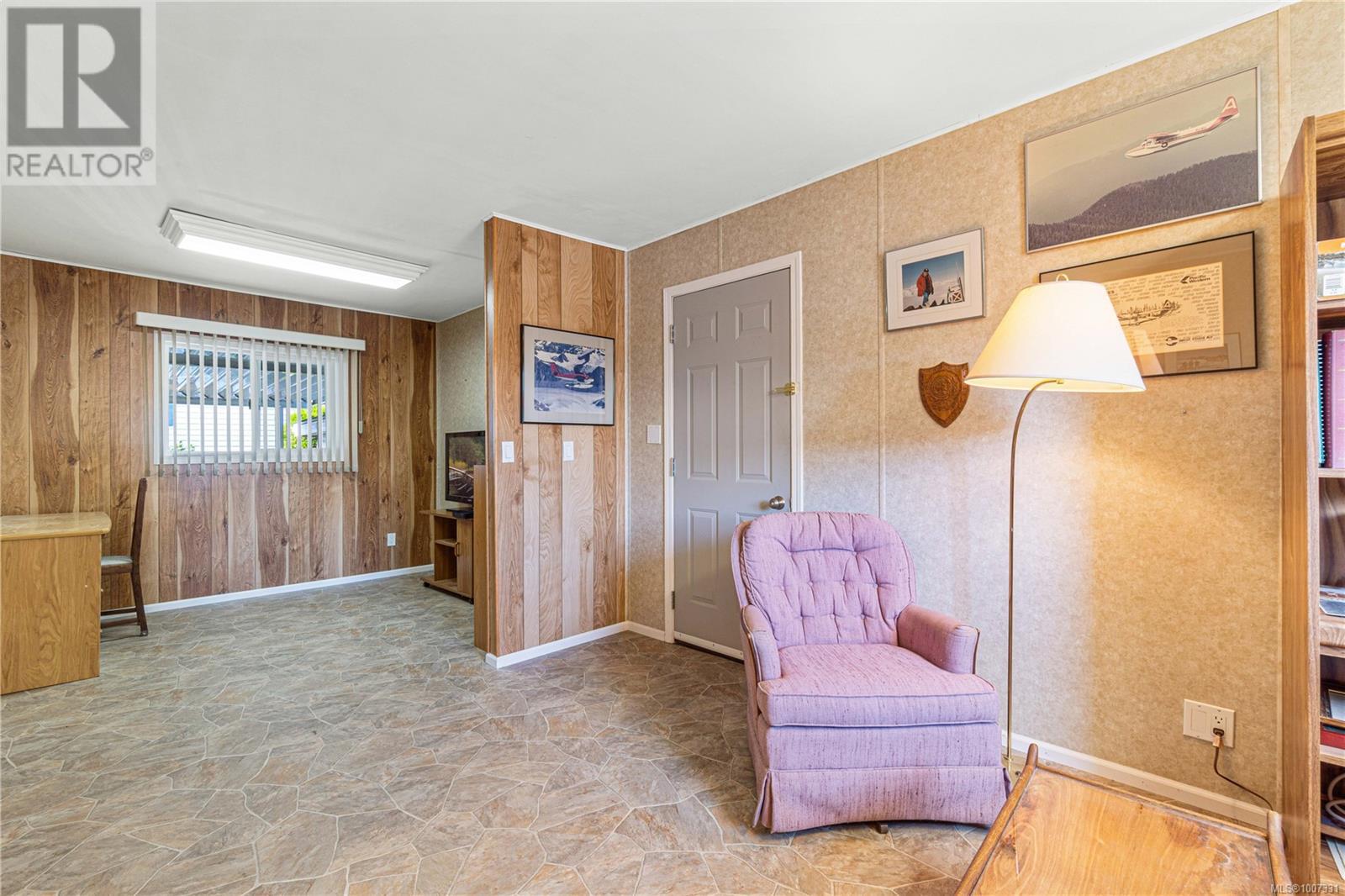 Photo 22 of 40 2501 Labieux Rd, Nanaimo BC