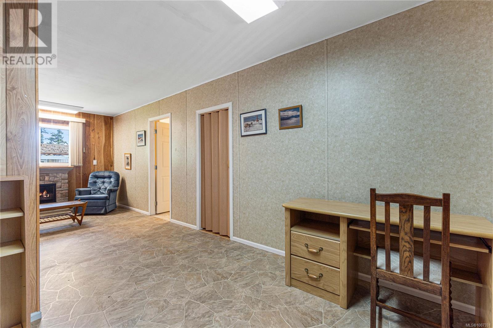 Photo 8 of 40 2501 Labieux Rd, Nanaimo BC
