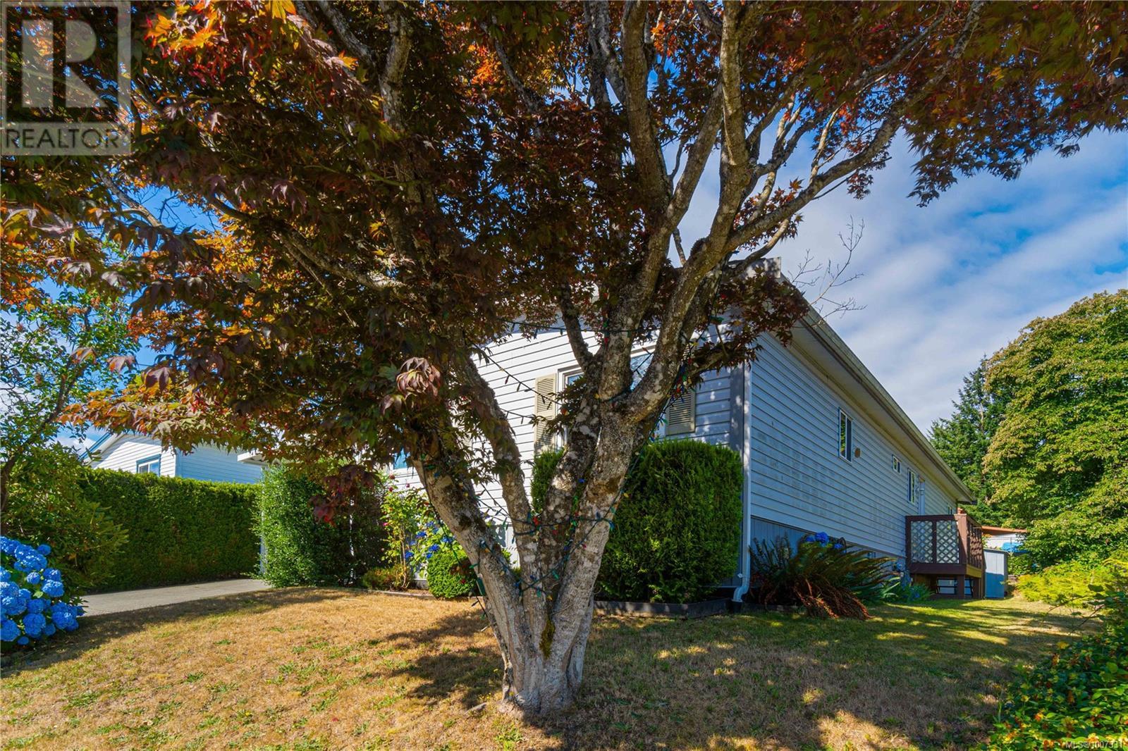 Photo 10 of 40 2501 Labieux Rd, Nanaimo BC