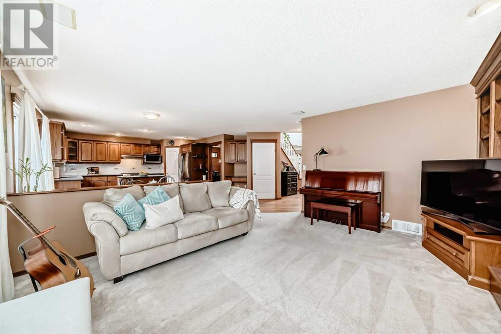 Single Family House for Sale in  Mountain Park Drive SE McKenzie Lake Calgary 