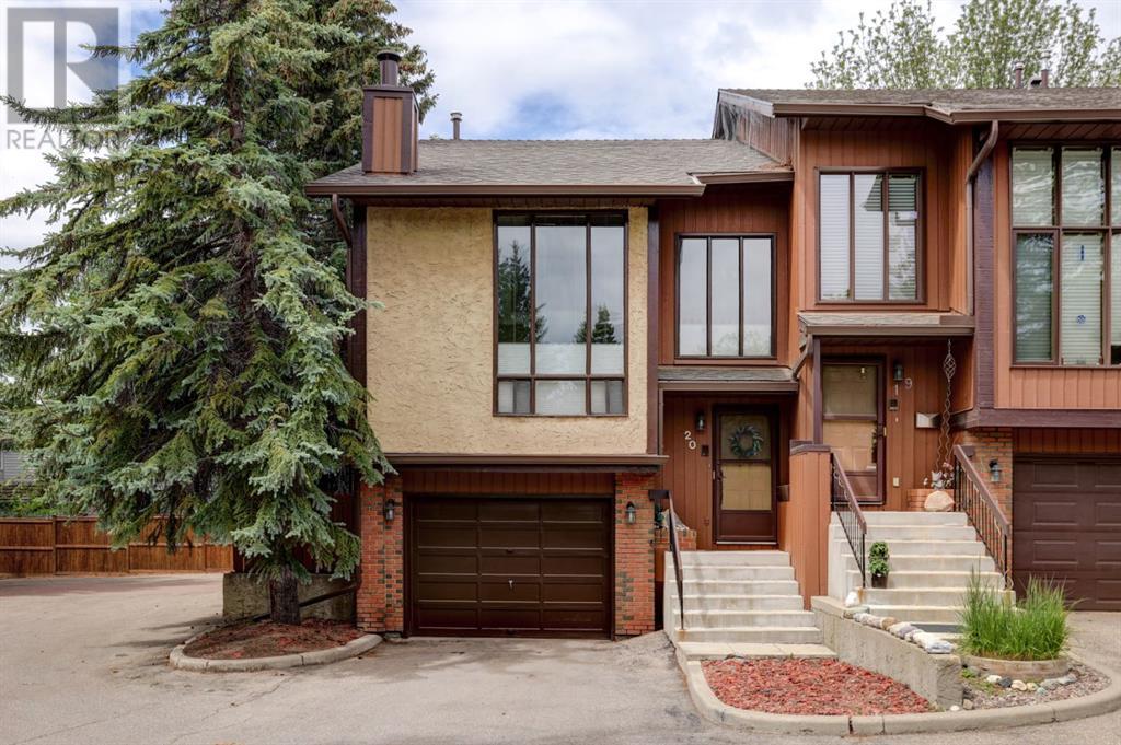 Single Family House for Sale in   Silver Springs Road NW Silver Springs Calgary 
