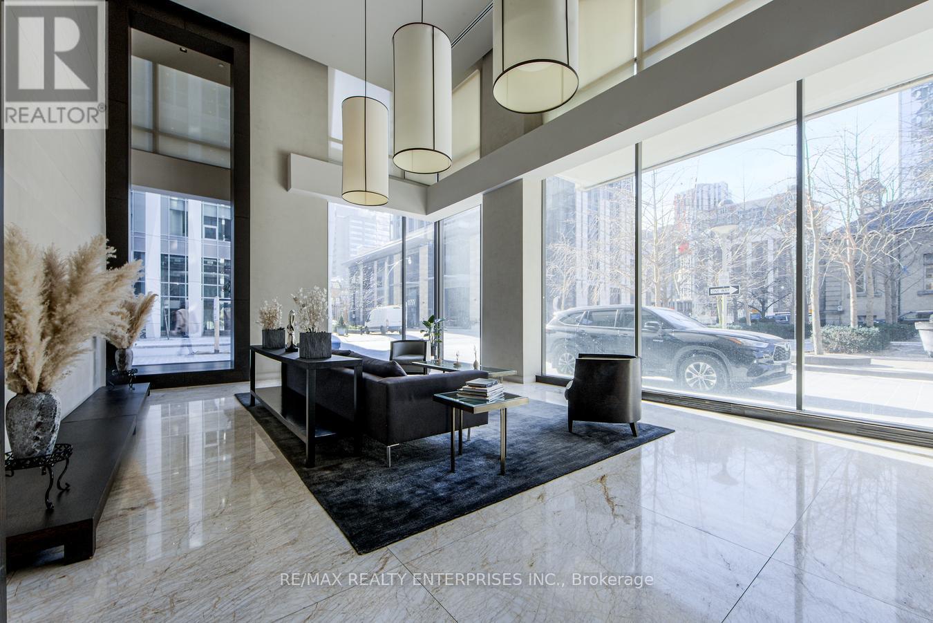 Photo 7 of 315 18 Yorkville Avenue, Toronto ON