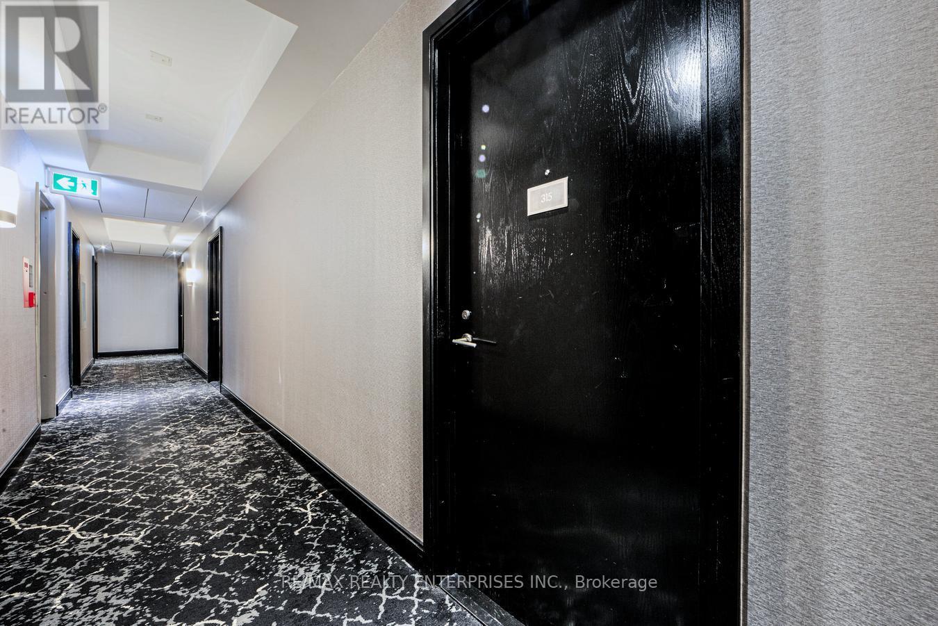 Photo 24 of 315 18 Yorkville Avenue, Toronto ON