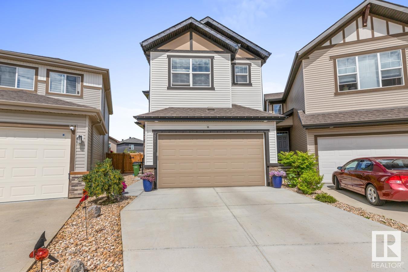 Photo 2 of 22706 95 A Av Nw, Edmonton AB