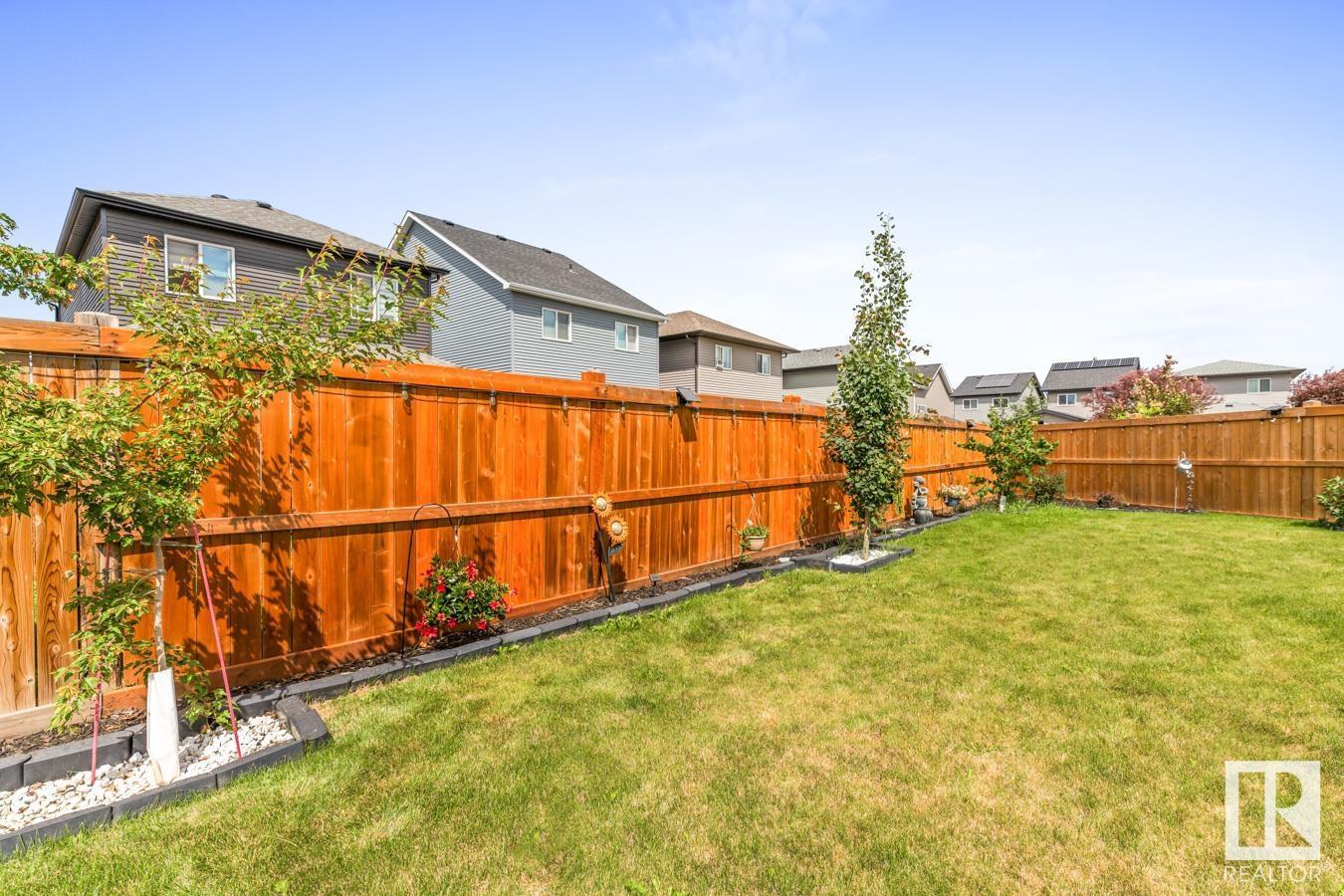 Photo 38 of 22706 95 A Av Nw, Edmonton AB
