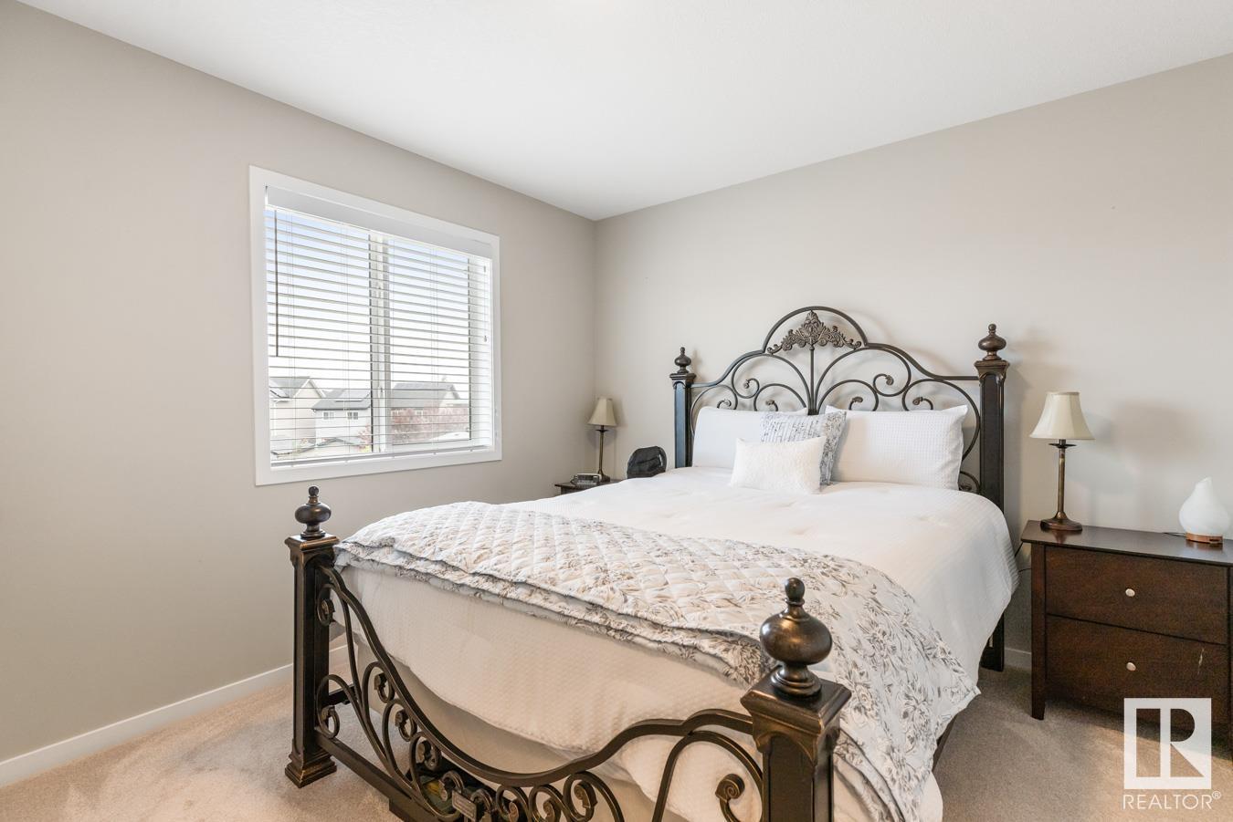 Photo 28 of 22706 95 A Av Nw, Edmonton AB