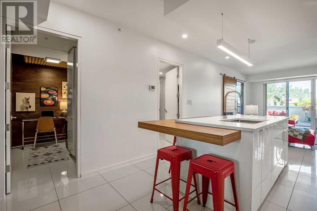 306, 1020 9 Avenue SE, Calgary, Alberta