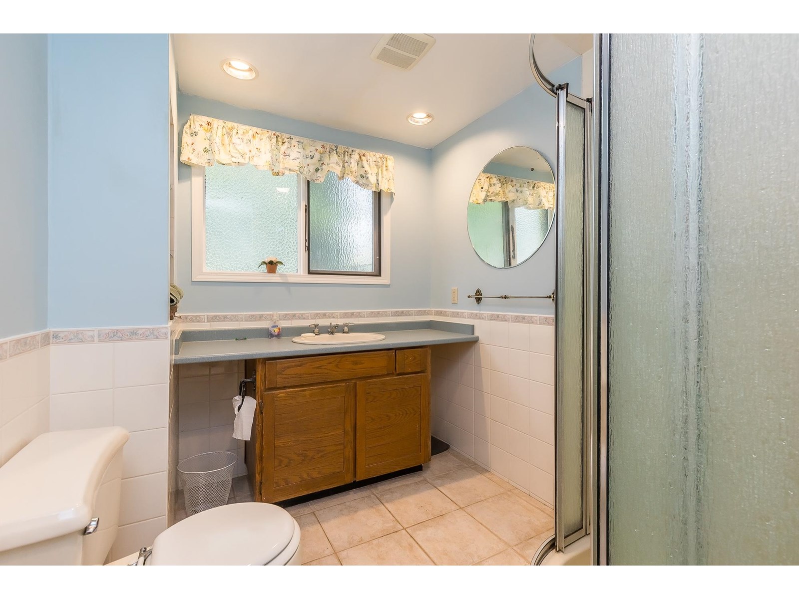 Photo 20 of 20244 27 Avenue, Langley BC