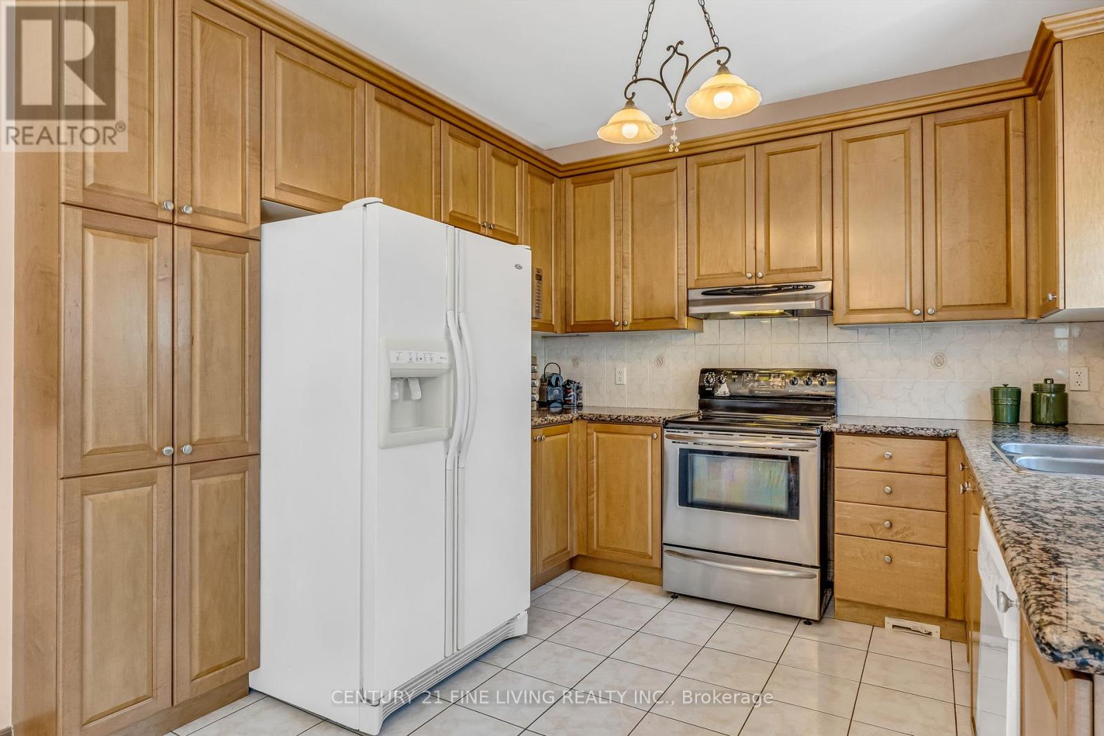 Single Family House for Sale in  RENOIR DRIVE Vaughan (Patterson) 