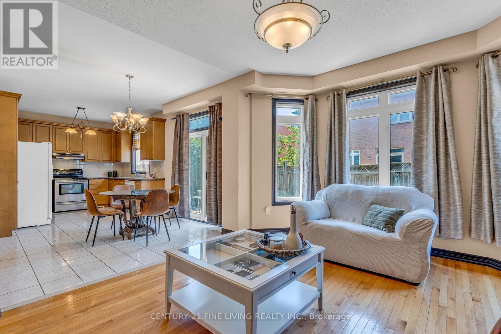 Single Family House for Sale in  RENOIR DRIVE Vaughan (Patterson) 