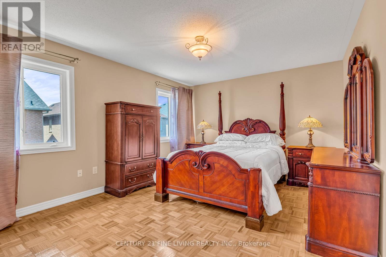 Single Family House for Sale in  RENOIR DRIVE Vaughan (Patterson) 