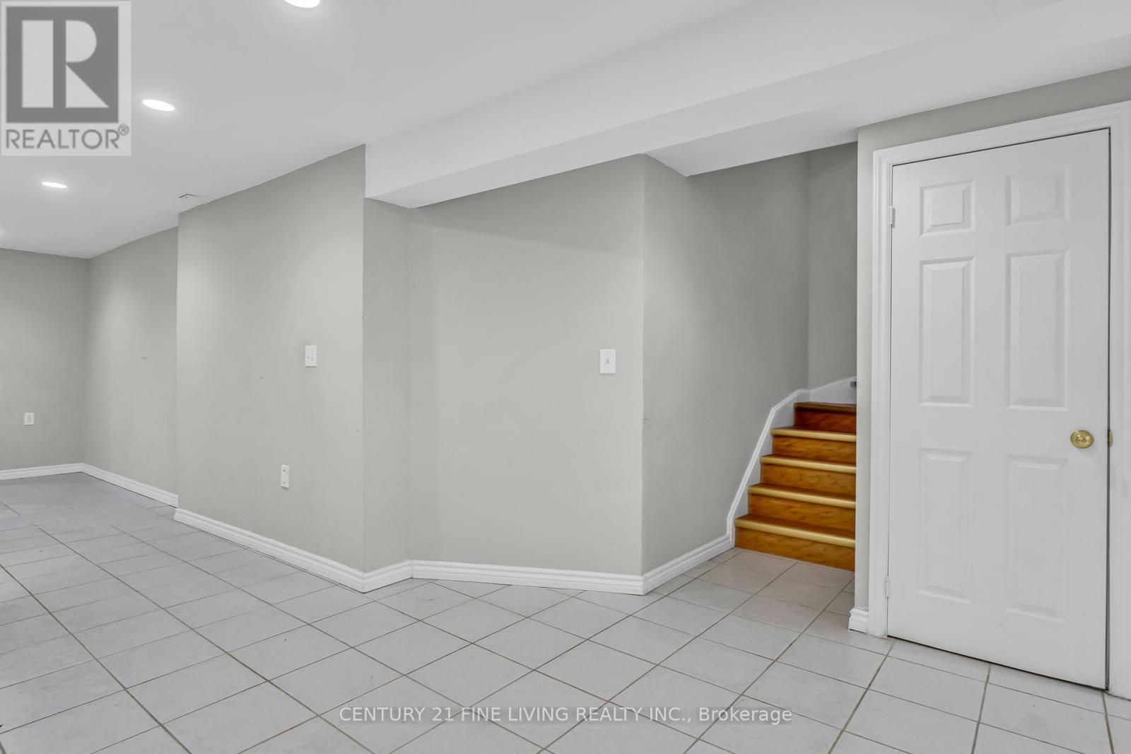 Single Family House for Sale in  RENOIR DRIVE Vaughan (Patterson) 