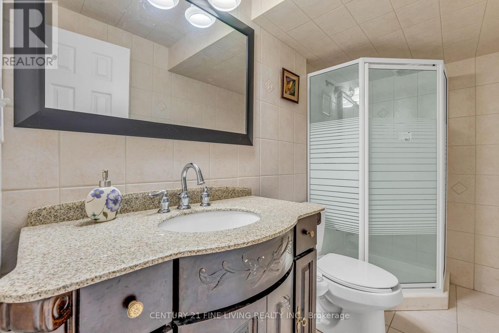 Single Family House for Sale in  RENOIR DRIVE Vaughan (Patterson) 