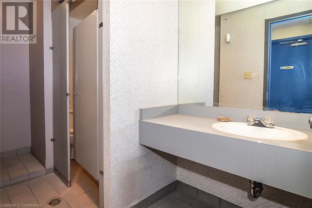 Photo 8 of 1124 Rymal Road E Unit 7 B, Hamilton ON